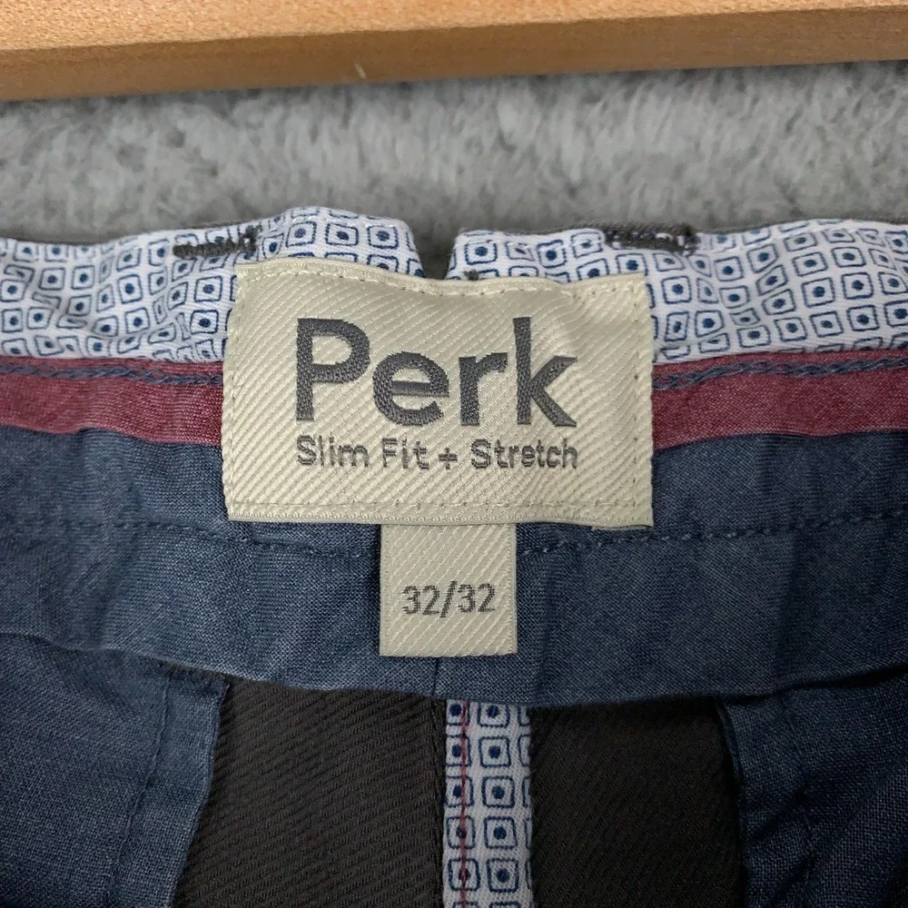 Perk Feel Good Chino Pants Mens 32 x 32 Dark Gray Flat Front Tapered Slim Fit